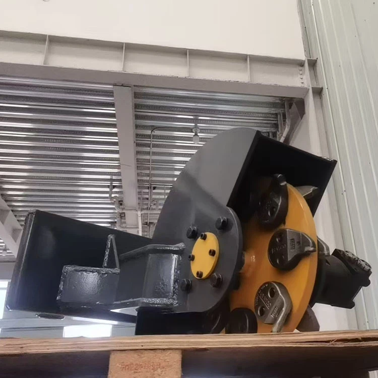 मिनी स्किड स्टीयर स्टंप ग्राइंडर